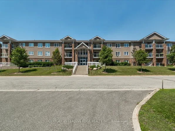 43 Coulter St #20, Barrie, ON L4N 6L9