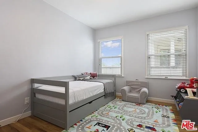8335 Holy Cross Pl — Photo 12