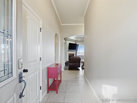 3rd image of 22365 Riverwood Dr