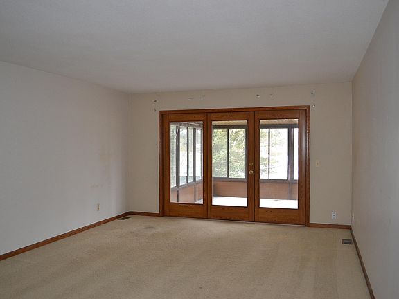 5th image of 3319 Calvin Ct SW #42