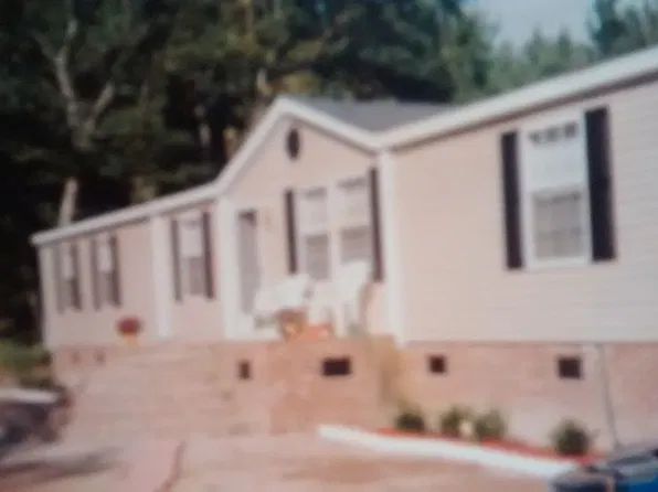 249 Weyerhaeuser Rd, Vanceboro, NC 28586