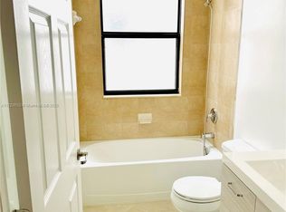 3530 W 88th St #MR17, Hialeah, FL 33018