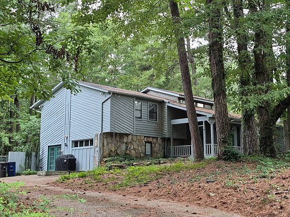 3rd image of 6717 Live Oak Ln