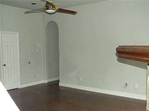2nd image of 6516 Shoreline Dr