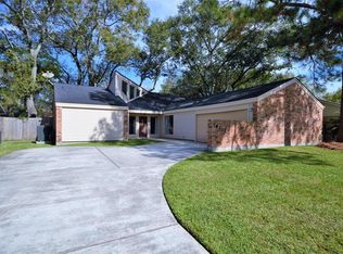 16231 Parksley Dr, Houston, TX 77059