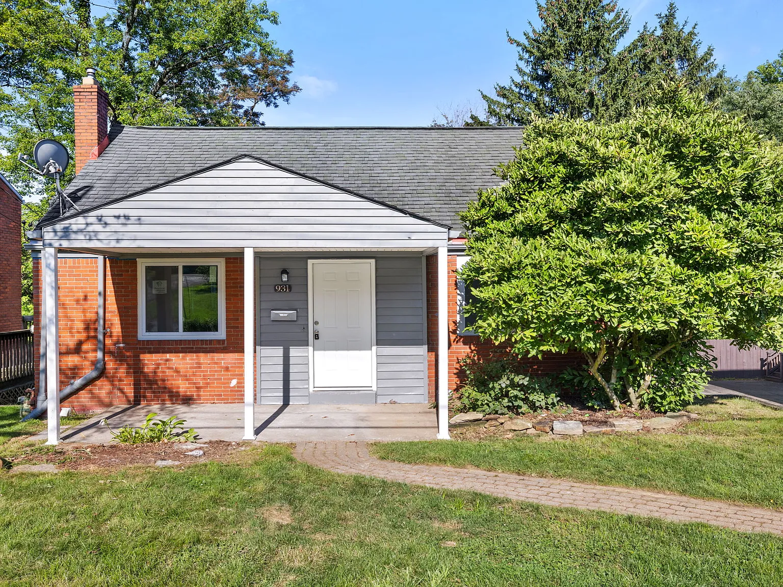931 Rita Dr — Photo 1