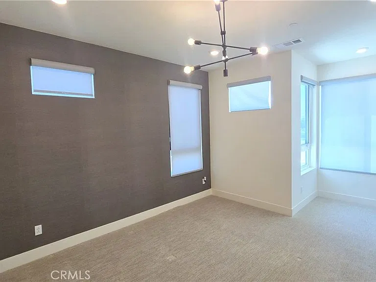 2245 Skylar Pl — Photo 12
