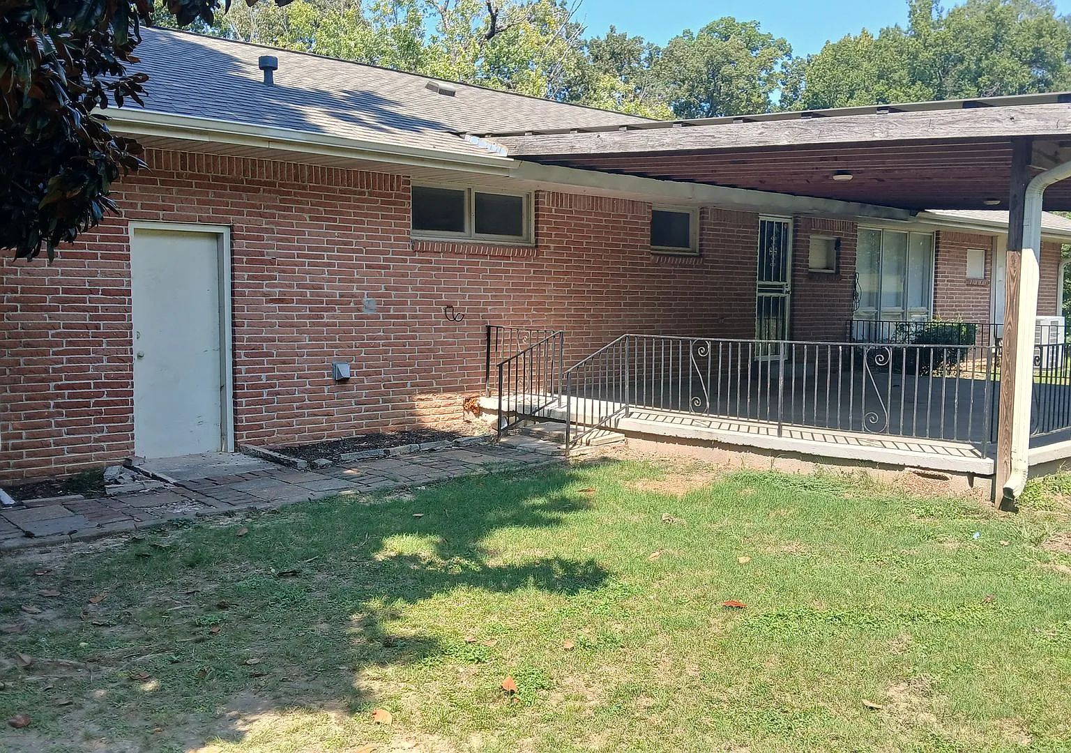1070 Rushmeade (JMS) — Photo 3