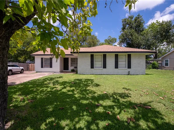 4204 Carter Creek Pkwy, Bryan, TX 77802