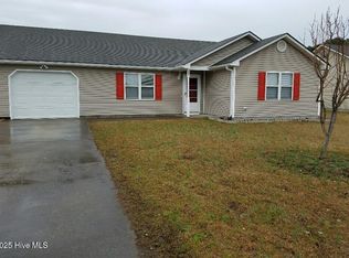 207 Springvale St, Elizabeth City, NC 27909