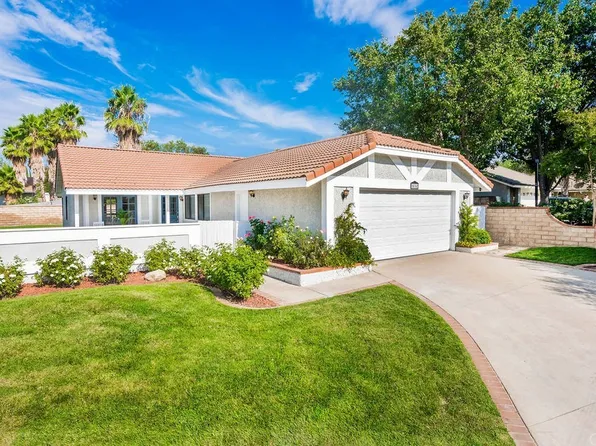 25762 Calle Ct, Santa Clarita, CA 91355