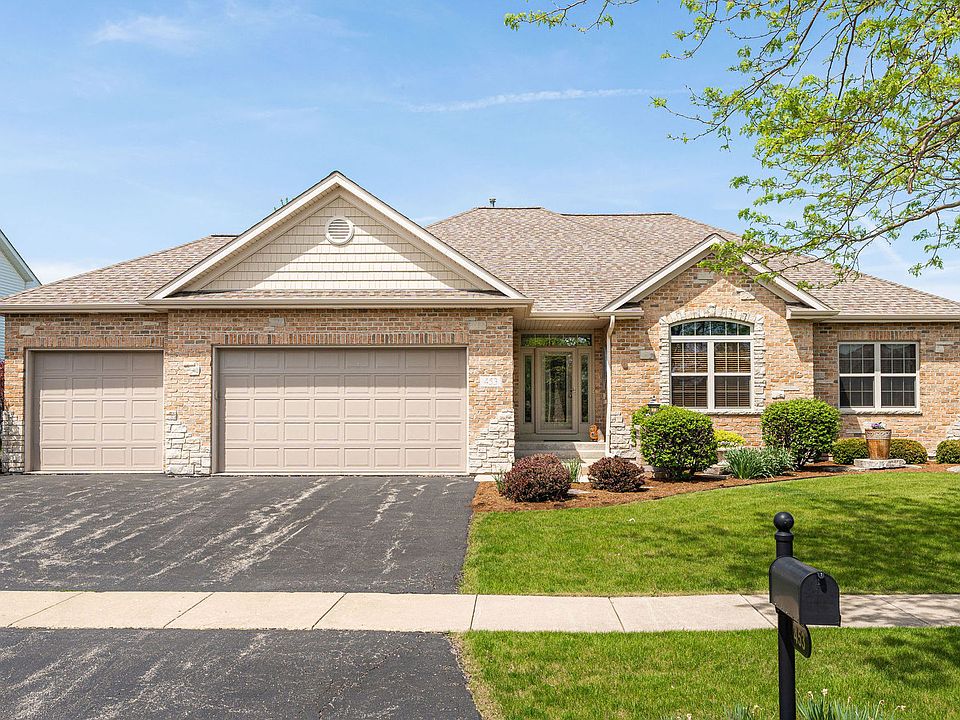 453 White St, Sycamore, IL 60178 Zillow