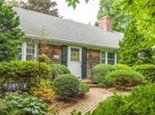 51 Pine Ln, Barnstable, MA 02630