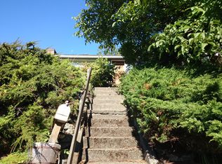 4131 37th Ave SW, Seattle, WA 98126