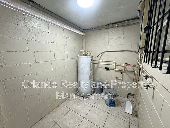 5th image of 1333 30th St #A
