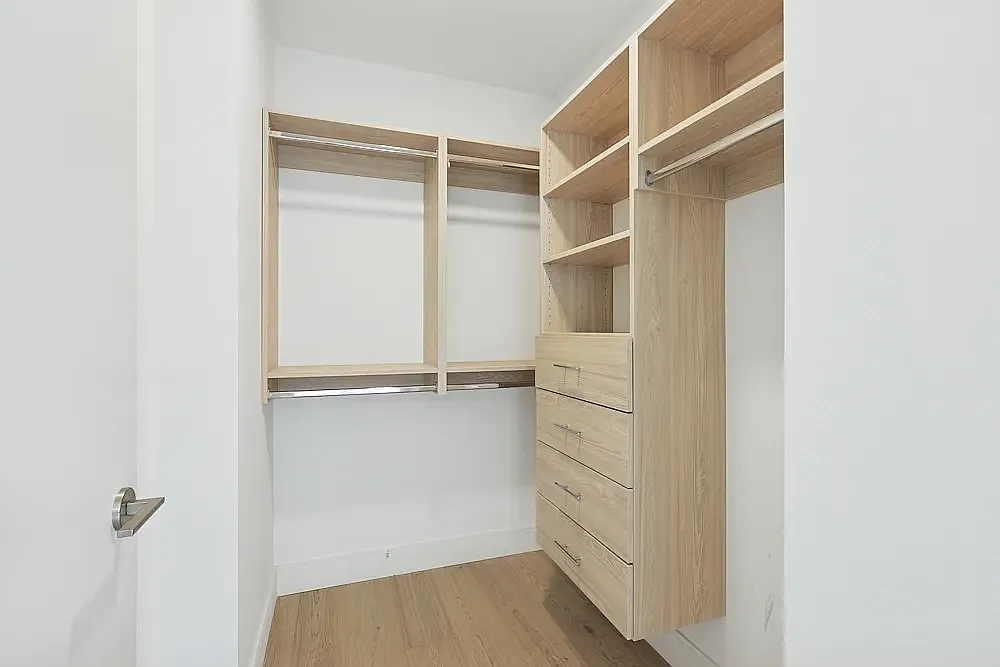 312 West 43rd Street — Photo 3