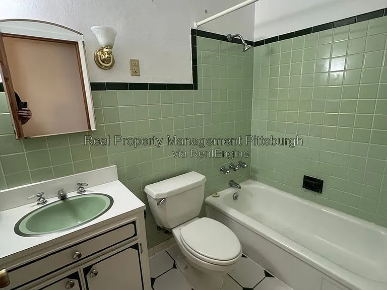 7009 Church St — Photo 21