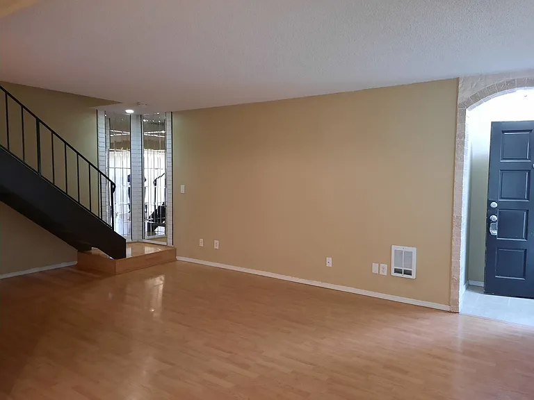 2820 Ct B Steilacoom Gdns — Photo 2
