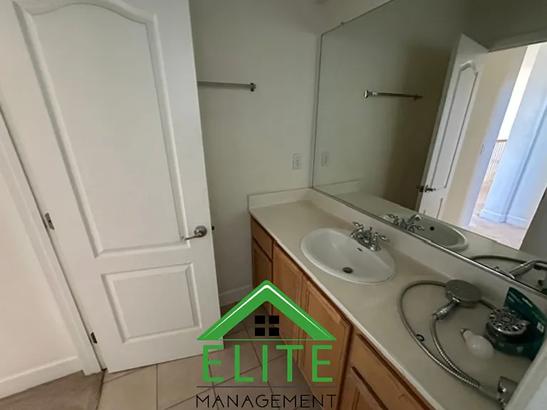 4056 Cuyamaca Cir — Photo 15