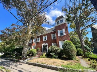200 Walnut St APT 3, Newtonville, MA 02460