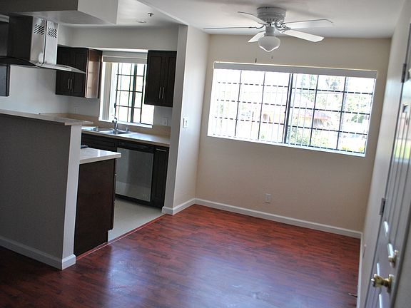 4th image of 2410 W Temple St APT 201