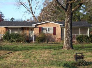 9435 Sussex Dr, Stony Creek, VA 23882