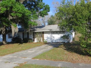 9415 Carthage Rd, Spring Hill, FL 34608