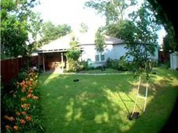 5903A Nancy Ann St, Houston, TX 77009