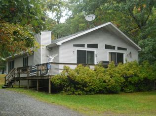 51 Fox Hill Rd, Albrightsville, PA 18210