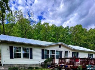155 Foxdale Ln, Maysville, WV 26833