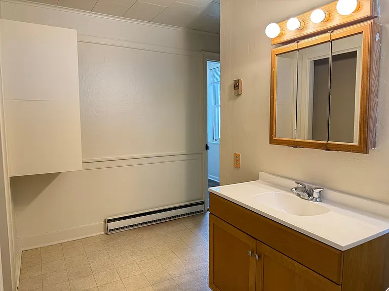 632 W. Orange St. — Photo 7