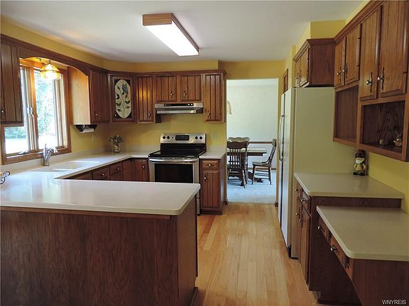 3rd image of 11257 Sunrise Ln