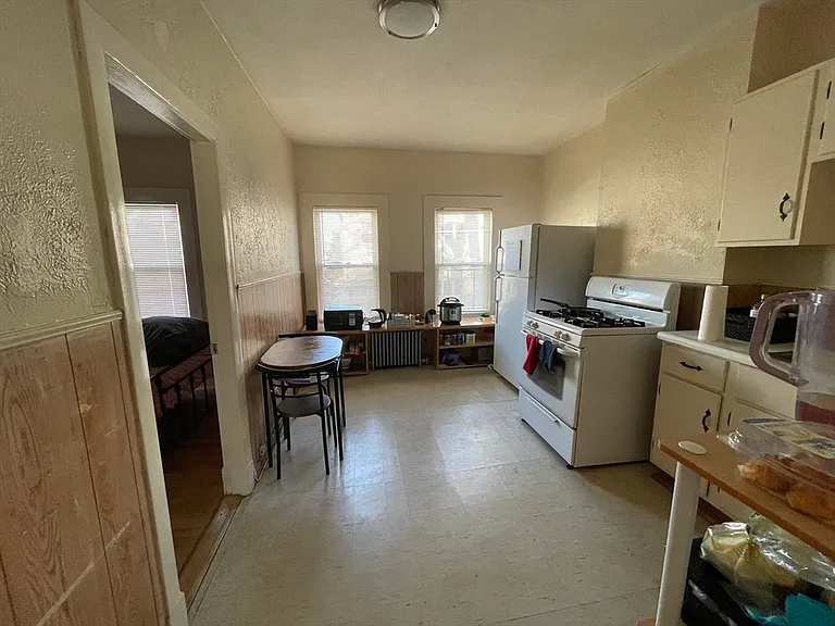 155 Pearl St #2 — Photo 5