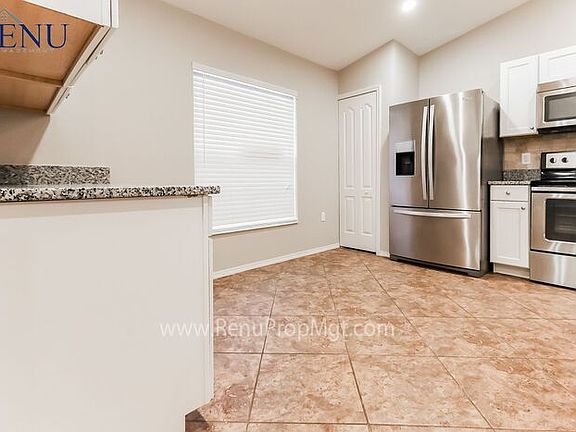 2nd image of 1758 Kingsmill Dr