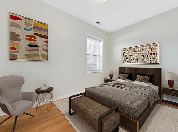 4th image of 5544 W Belmont Ave #1