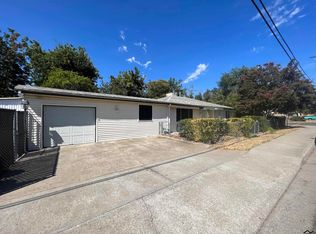 718 Lay Ave, Red Bluff, CA 96080