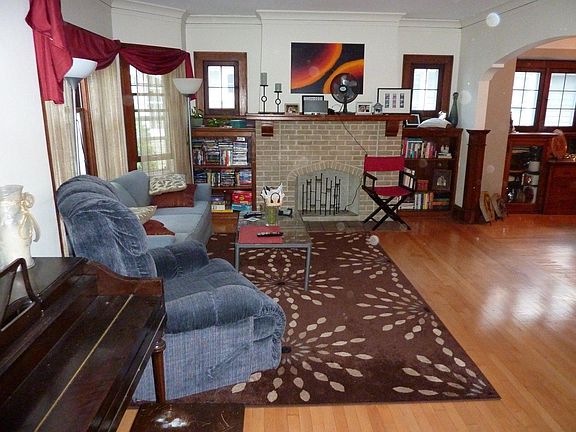 2nd image of 4435 N Frederick Ave
