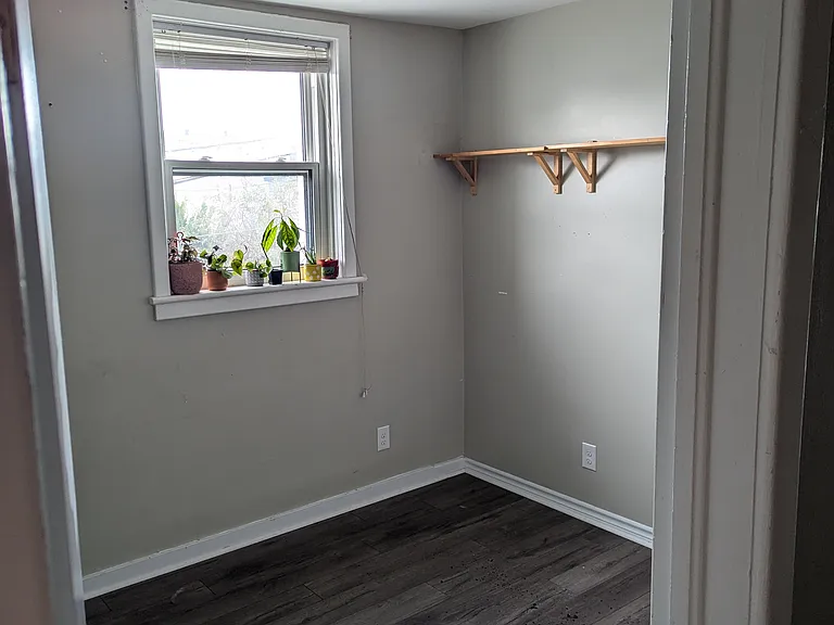 93 Carruthers Ave #3 — Photo 16