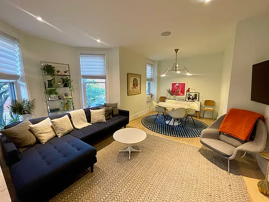 Rented by Owner | media 3