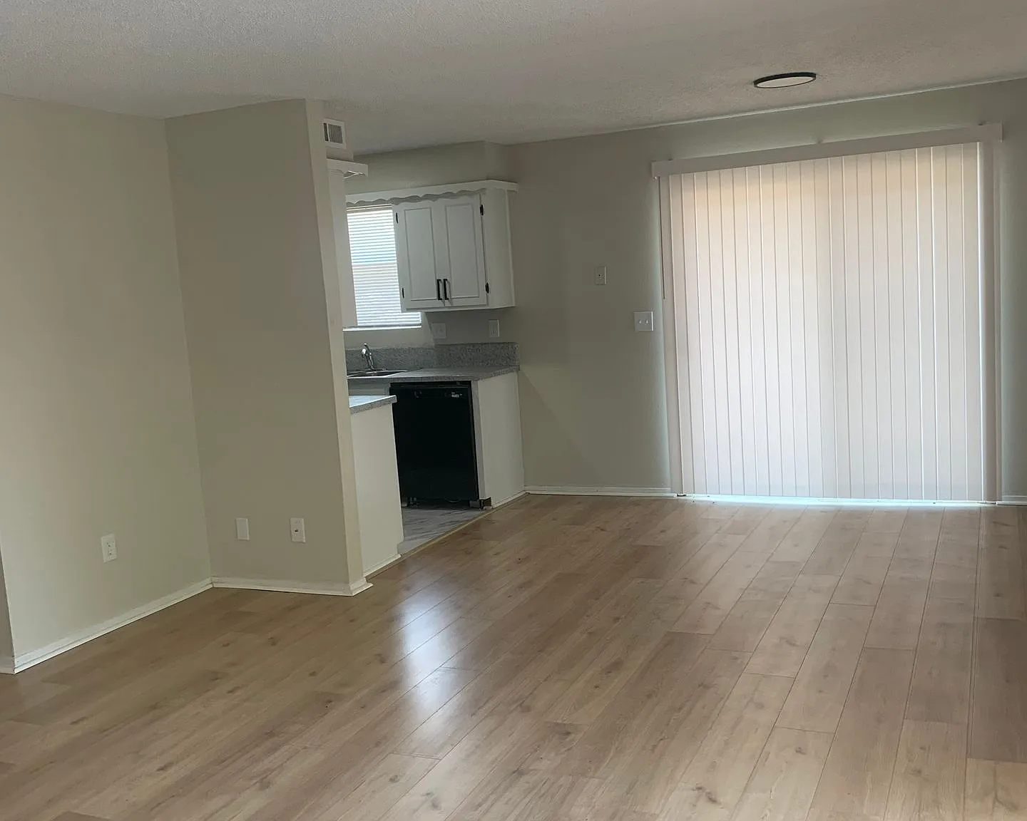 The Willows South apartments — Photo 4