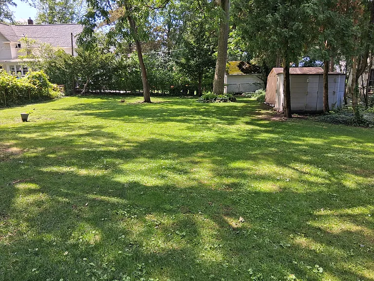 Saint Paul Blvd — Photo 2