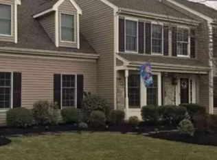 265 Spring Run Ln, Downingtown, PA 19335