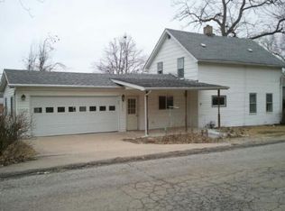 2613 E 494th Rd, Oglesby, IL 61348