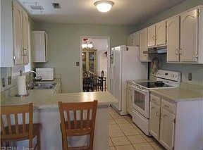 3rd image of 1536 Beachview Dr