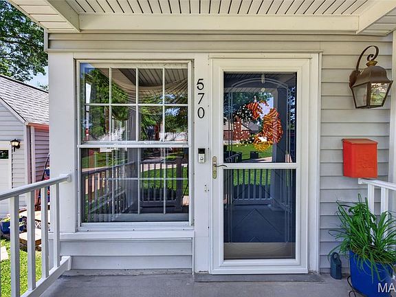 5th image of 570 Southbrook Dr