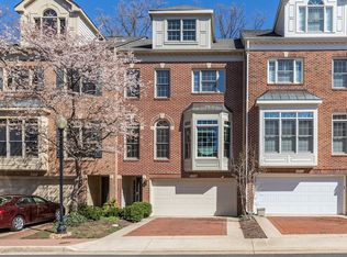 1709 22nd Ct N, Arlington, VA 22209
