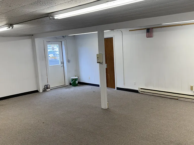 219 E Pine St #102 — Photo 6