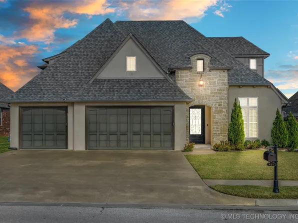 461 E 129th Pl S, Jenks, OK 74037