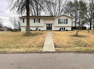 6000 Cypress Ct, Newburgh, IN 47630