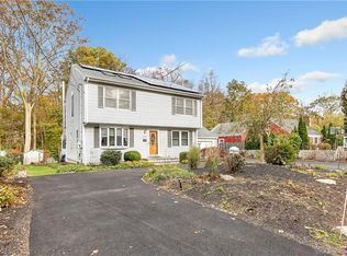 302 Szost Dr, Fairfield, CT 06824